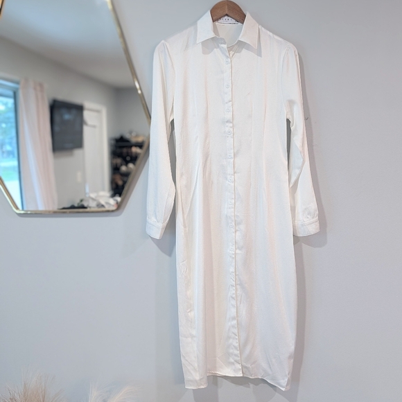 Club L London Dresses & Skirts - Club L London Crisp White Shirt Dress Size Large